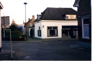 F5810 Raadhuisstraat 1998 3 pand kapper Beernink